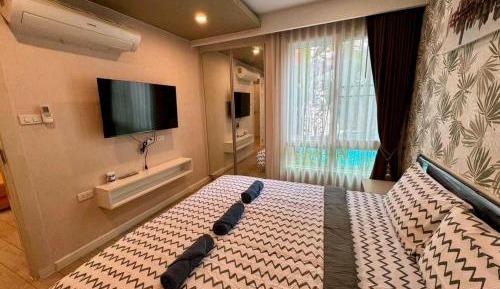 Double Room with Pool View