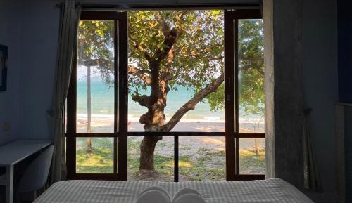 Villa - Beach Front