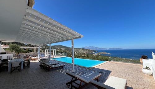 Villa with Sea View