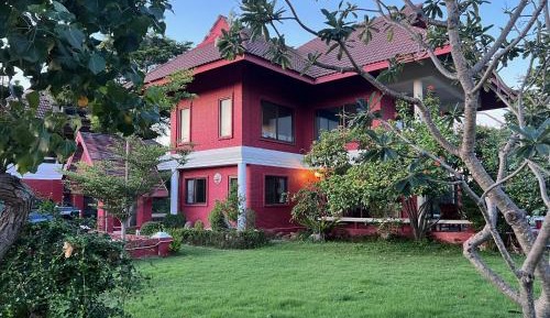 Four-Bedroom Vacation Home