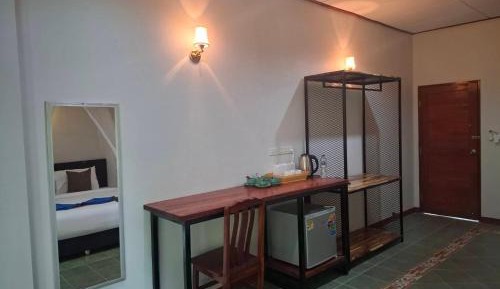 Economy Quadruple Room with Shared Bathroom