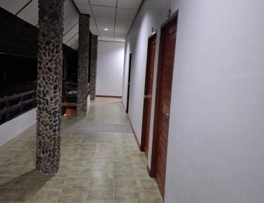 Standard Single Room with Shared Bathroom