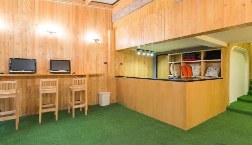 Single Room with Bathroom