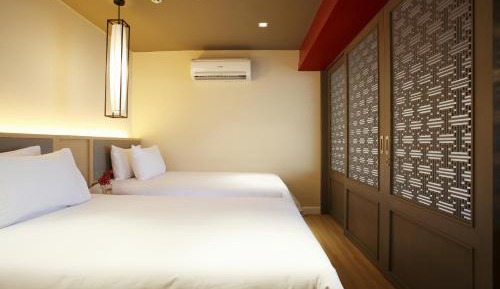 Two-Bedroom Family Suite