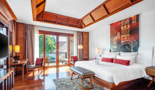 Deluxe Balcony King Size bed