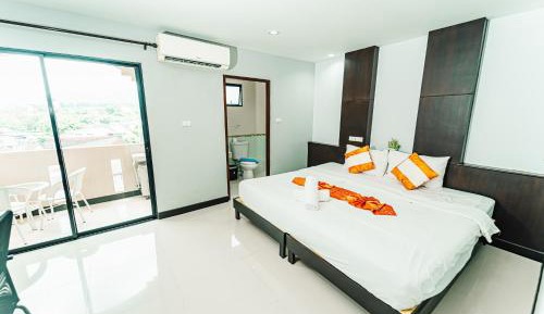 Deluxe Double or Twin Room with Mountain View