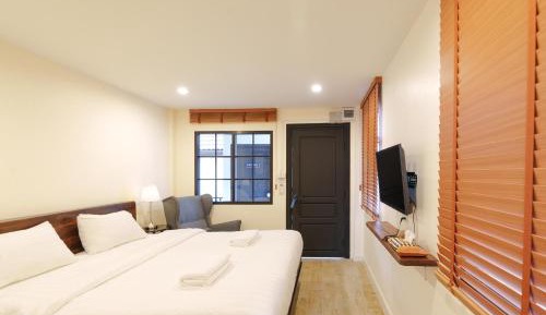 Superior King Room