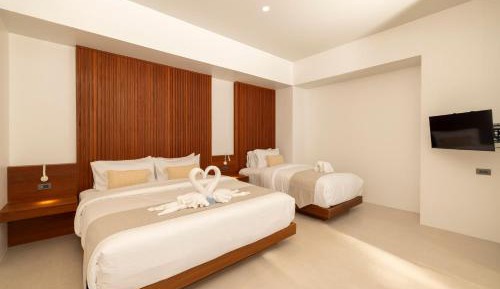 Family Room with Garden View