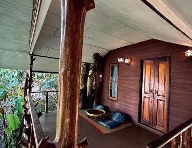Deluxe Bungalow