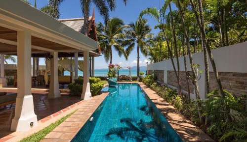 Four-Bedroom Beachfront Villa