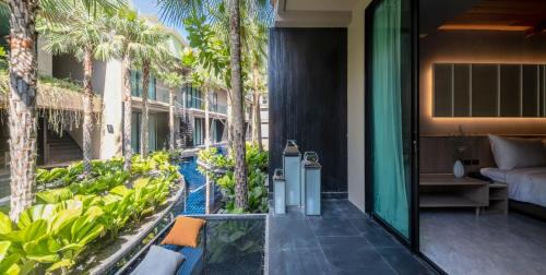 Double or Twin Room with Swimming Pool Access