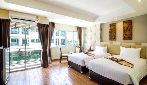 Executive Double or Twin Room with Pool View