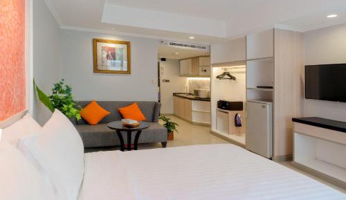 Deluxe Double or Twin Room