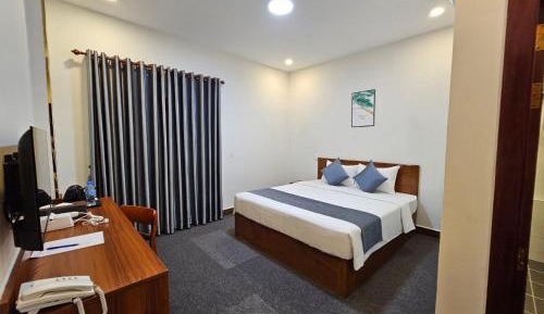 Deluxe Double Room with Balcony