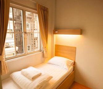Single Room with Shared Bathroom
