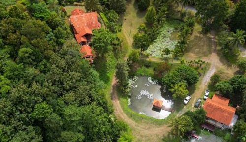 Piromrat Country Home