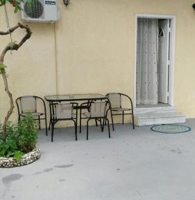 One-Bedroom Apartment (4 Adults)