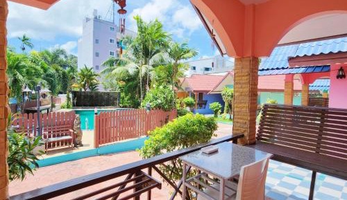 Deluxe Bungalow with Garden View