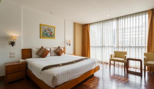 Standard King Room