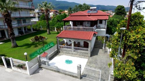 Villa - Beach Front