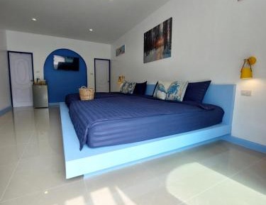 Quadruple Room with Balcony