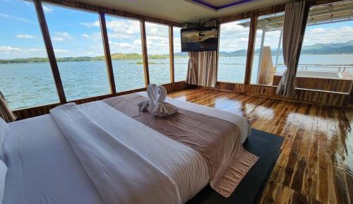King Suite with Spa Bath