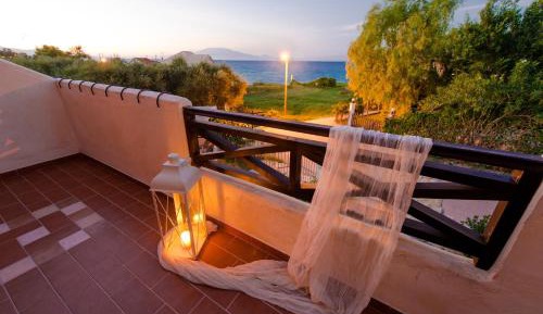 One Bedroom Maisonette with Sea View