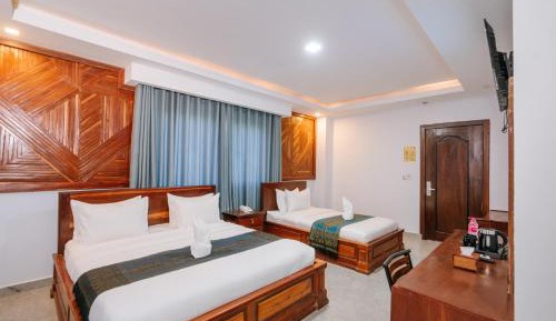 Deluxe Family Room