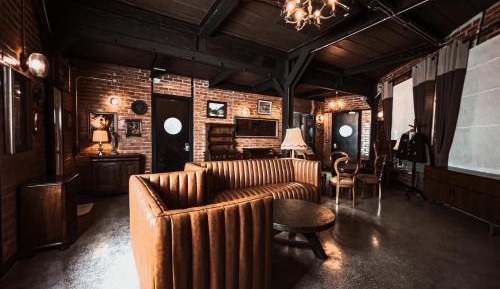 Family Studio