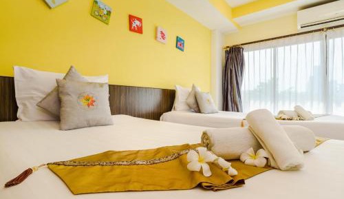 Triple Room with Pool View