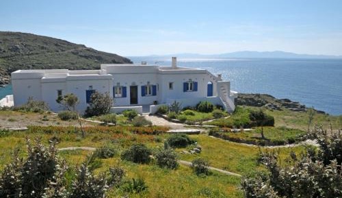 Four-Bedroom Villa - Beach Front