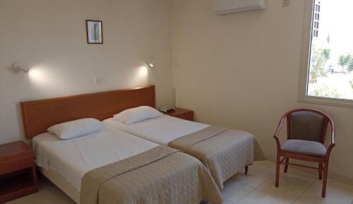 One-Bedroom Apartment (2 Adults)