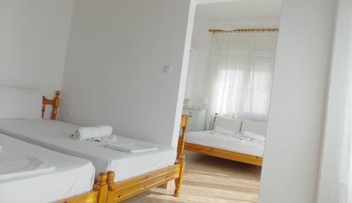 Classic Quadruple Room