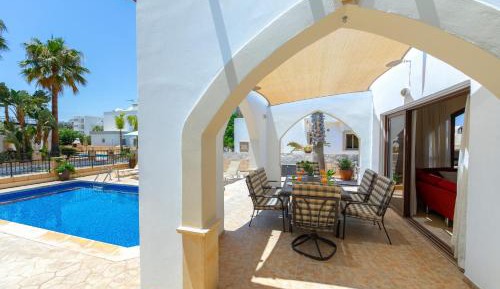 Villa with Private Pool