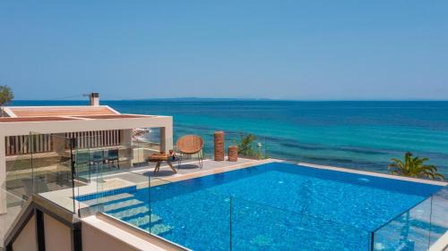Villa with Sea View