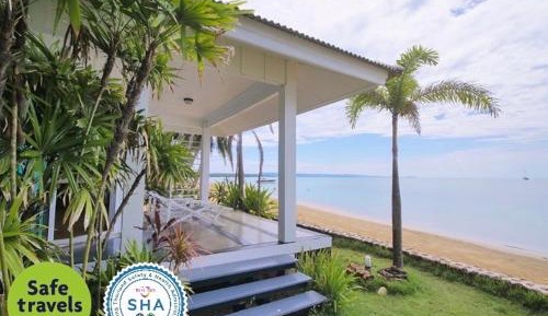  Beachfront  Villa