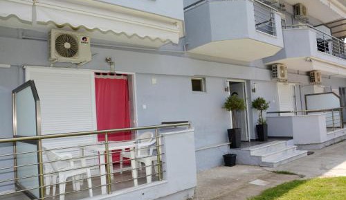 Studio Apartment (2 Adults)