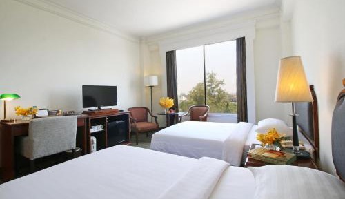 Deluxe Premium Twin Bed