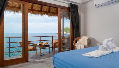 C23A Two-Bedroom Private Pool Villa with Seafront