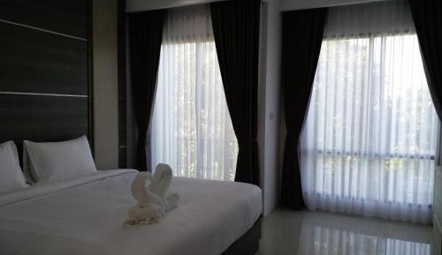 Standard King Room