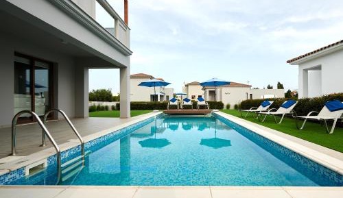 Three-Bedroom Villa - Angie D5