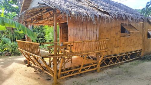 Bungalow - Water Front 