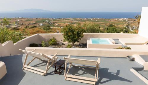 Sea View Apartment with Outdoor Hot Tub