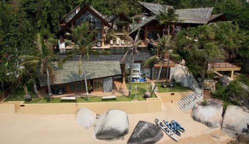 5-Bedroom Beachfront Villa with Private Chef