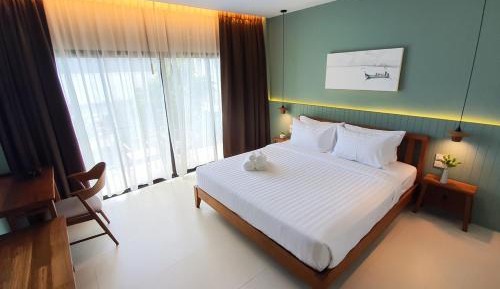 Studio Double Bed Room