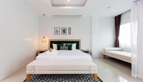King Room with Pool View