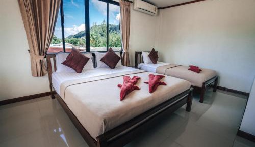 Deluxe Triple Room