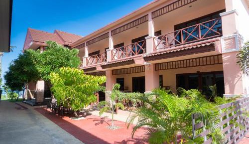 Triple Room with Balcony