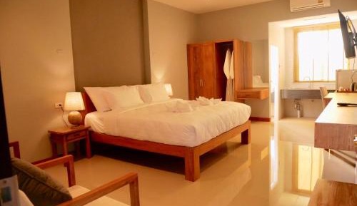 Standard King Room