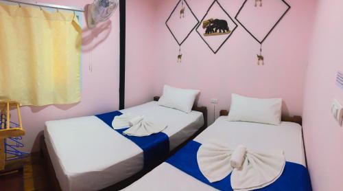 Small Twin Room